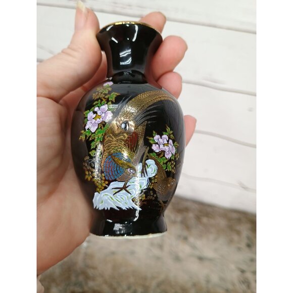 Vintage Hand-Painted Black Ceramic Vase With Gold Rim & Bird‎ Floral Design - Picture 6 of 7
